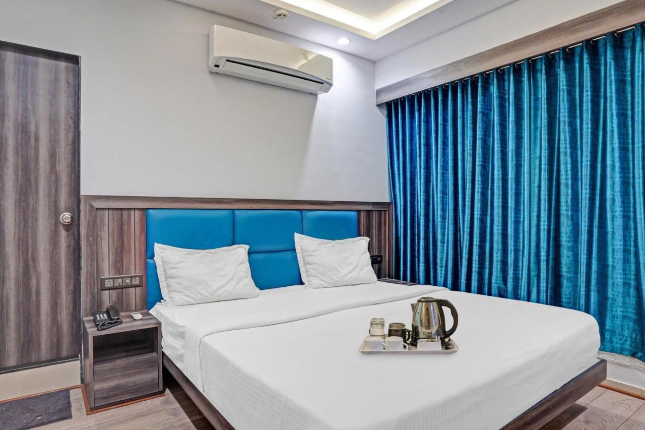 Super Oyo Townhouse 639 Hotel Citadel 2 Surat Exterior foto
